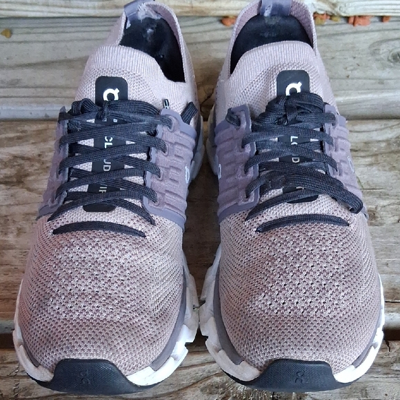 On Running Cloudswift Taupe and Black Athletic Shoes - Picture 6 of 12